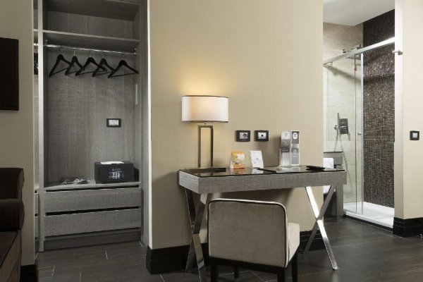 Rome Life Hotel image 13